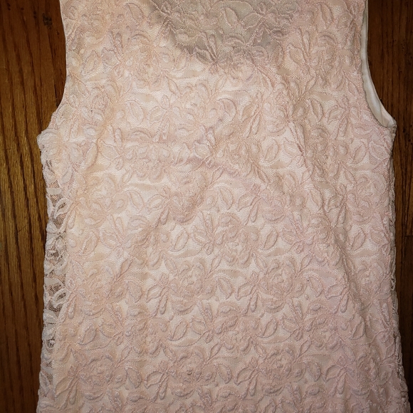 Pink Lace Top with Pearls sz Small - Picture 5 of 8